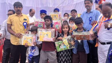 Photo of 1000 बच्चों को बांटी पुस्तकें, आरक्षण बचाने का संकल्प 